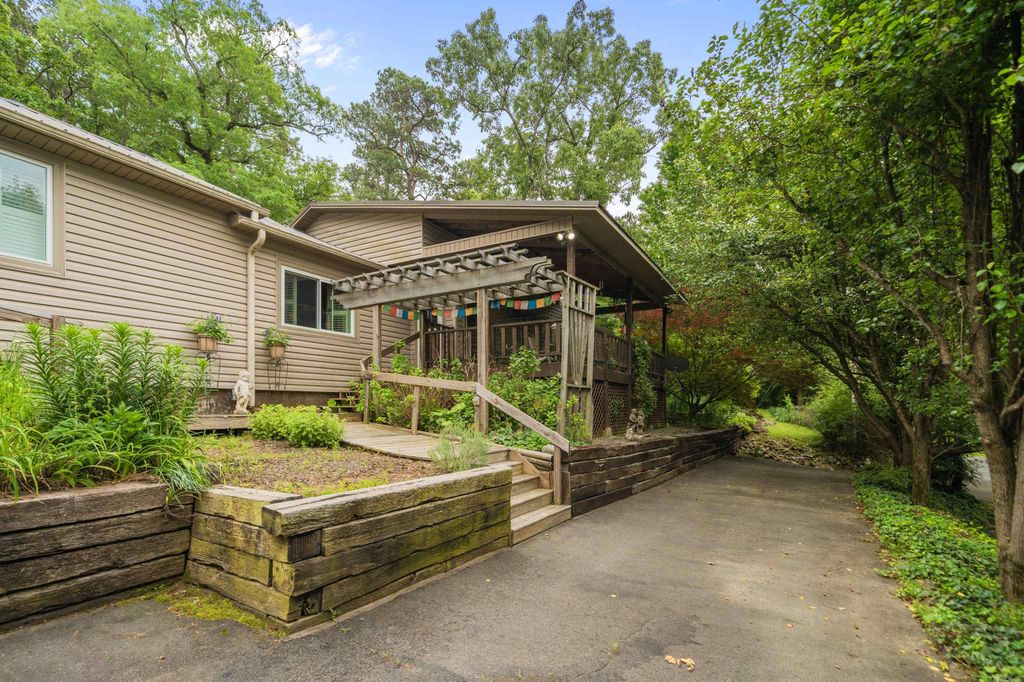 382 Music Mountain Road, Hot Springs, AR 71913