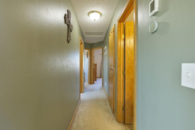 1007 Bluestem Lane, Lester Prairie, MN 55354