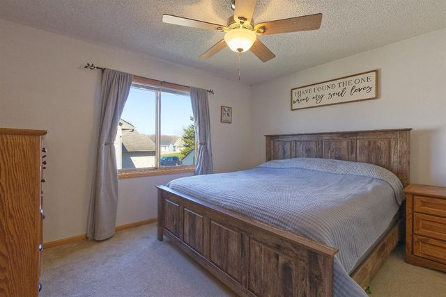 1007 Bluestem Lane, Lester Prairie, MN 55354