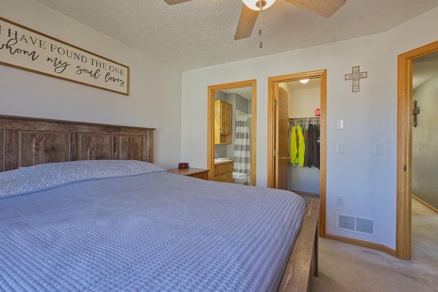 1007 Bluestem Lane, Lester Prairie, MN 55354