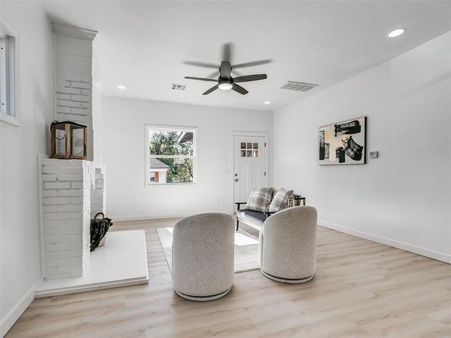 1215 NW 8th Street, Oklahoma City, OK 73106