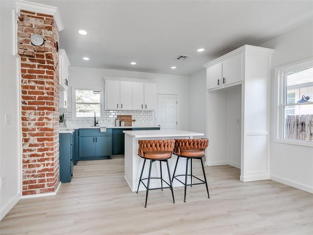 1215 NW 8th Street, Oklahoma City, OK 73106