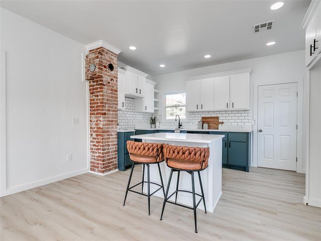 1215 NW 8th Street, Oklahoma City, OK 73106