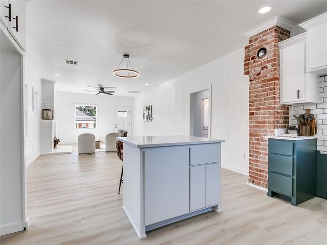 1215 NW 8th Street, Oklahoma City, OK 73106