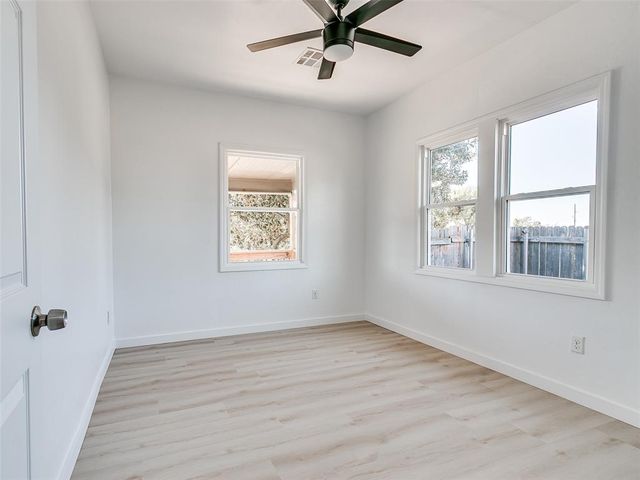 1215 NW 8th Street, Oklahoma City, OK 73106