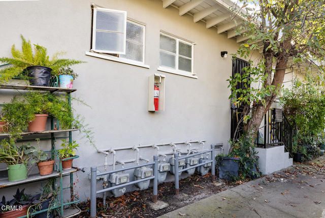 1500 Navarro Avenue, Pasadena, CA 91103