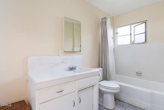 1500 Navarro Avenue, Pasadena, CA 91103