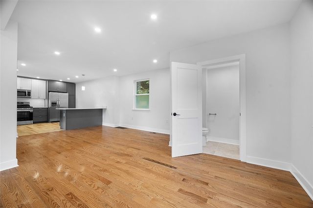 3363 Monroe Street, Polish Hill, PA 15213