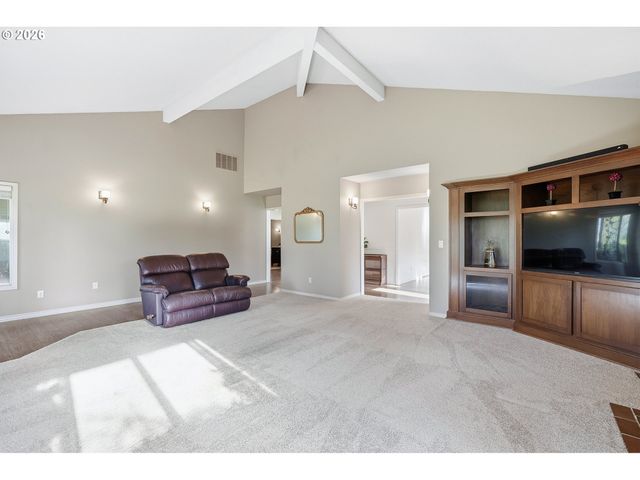 32565 Sw LAKE POINT Ct, Wilsonville, OR 97070