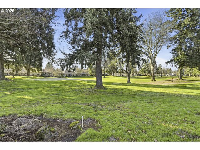 32565 Sw LAKE POINT Ct, Wilsonville, OR 97070