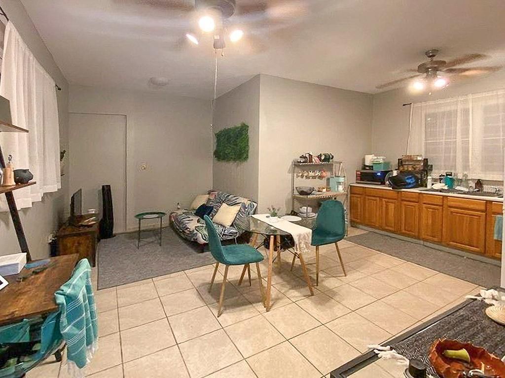 Image 23 of property listing at 112 CALLE MUÑOZ RIVERA, Vieques, PR 00765