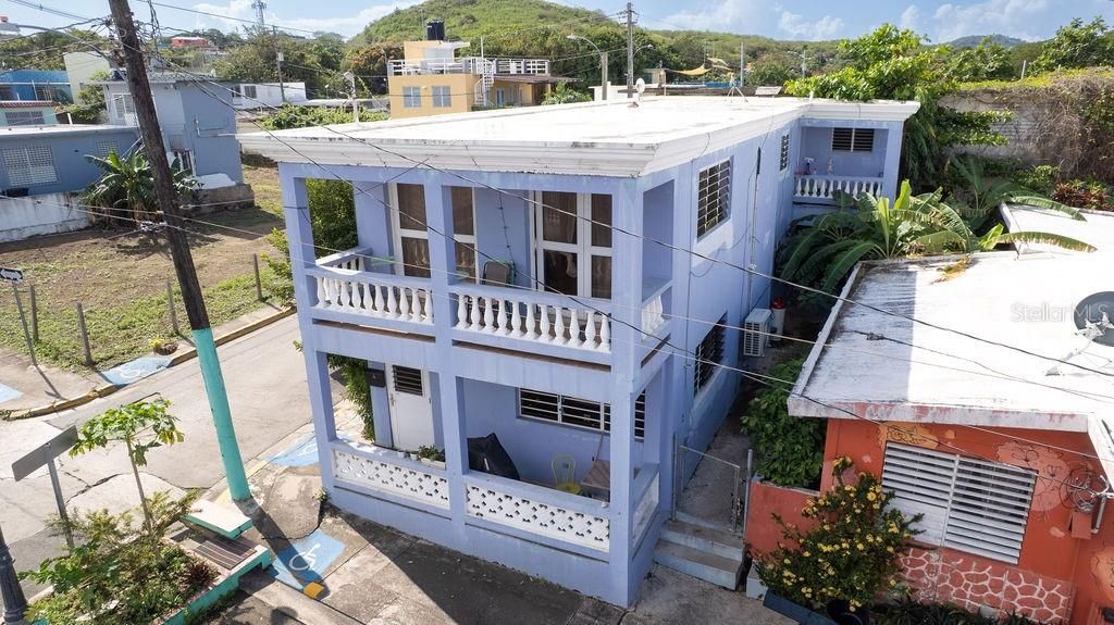 Image 4 of property listing at 112 CALLE MUÑOZ RIVERA, Vieques, PR 00765