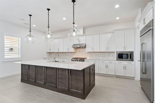 9652 ENGLISH LAUREL COURT, Orlando, FL 32827
