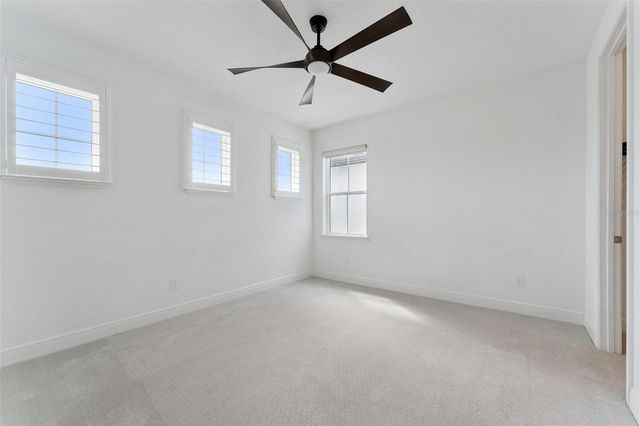 9652 ENGLISH LAUREL COURT, Orlando, FL 32827