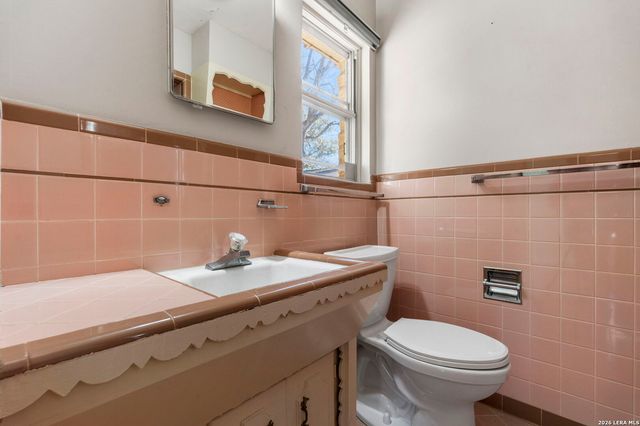 11114 Dreamland Dr, San Antonio, TX 78230