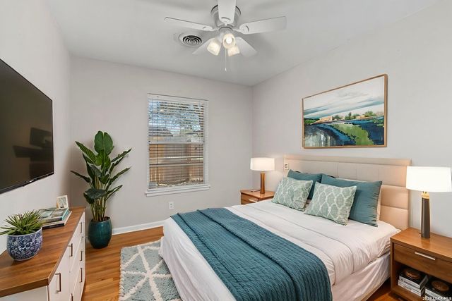 11114 Dreamland Dr, San Antonio, TX 78230