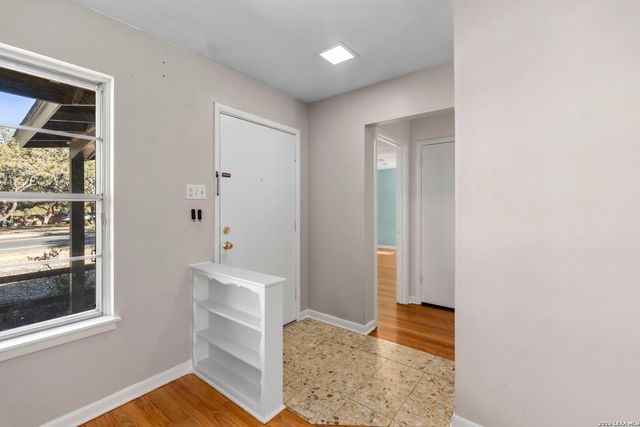 11114 Dreamland Dr, San Antonio, TX 78230