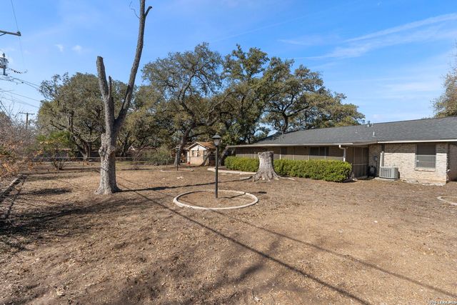 11114 Dreamland Dr, San Antonio, TX 78230