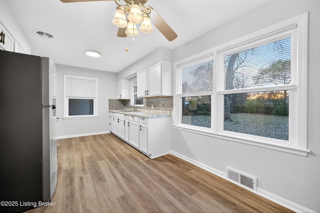 9106 Preston Hwy, Louisville, KY 40219