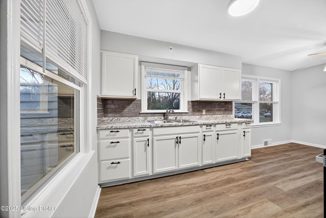 9106 Preston Hwy, Louisville, KY 40219