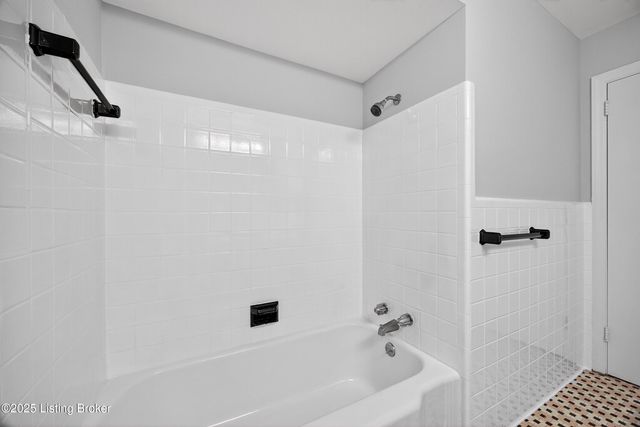 9106 Preston Hwy, Louisville, KY 40219