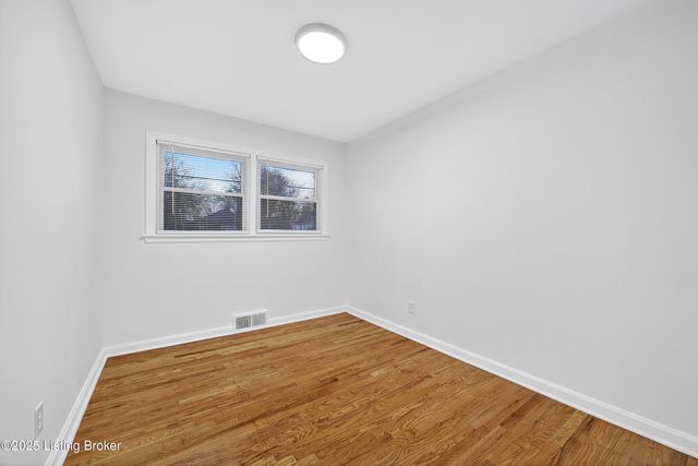 9106 Preston Hwy, Louisville, KY 40219