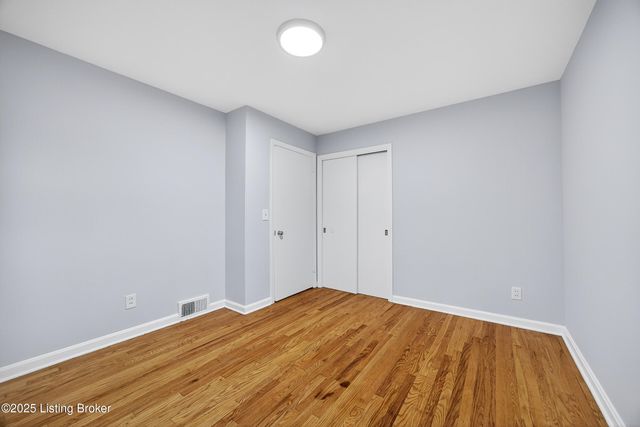 9106 Preston Hwy, Louisville, KY 40219