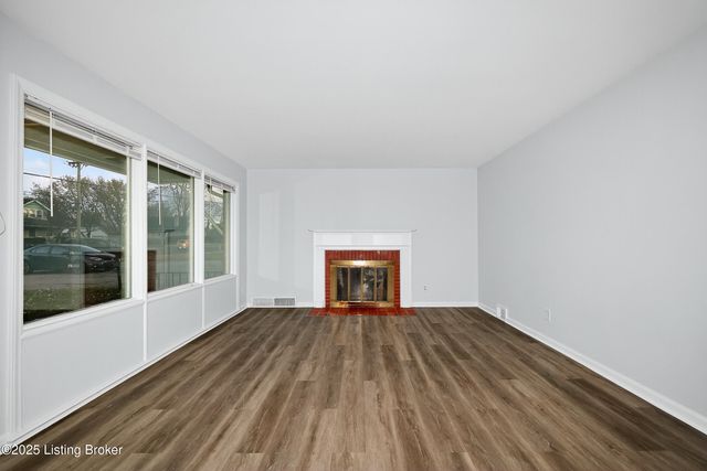 9106 Preston Hwy, Louisville, KY 40219