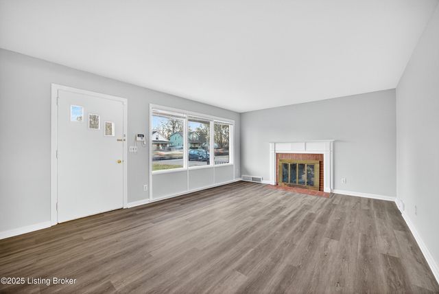 9106 Preston Hwy, Louisville, KY 40219