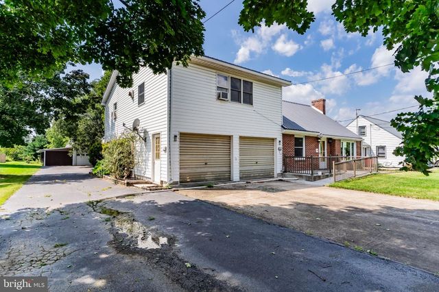 39 COBLE RD, St Thomas, PA 17252