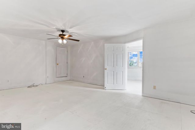 39 COBLE RD, St Thomas, PA 17252