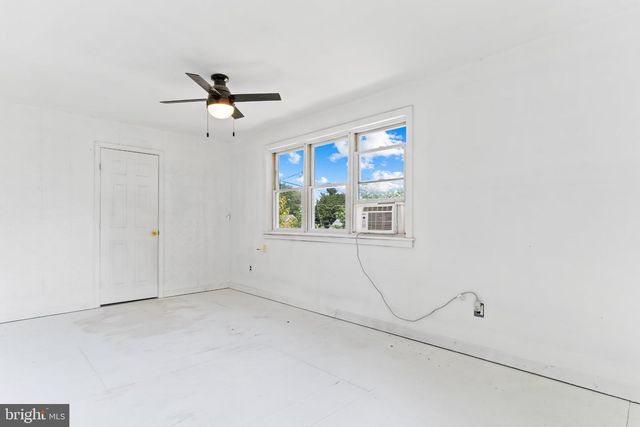 39 COBLE RD, St Thomas, PA 17252