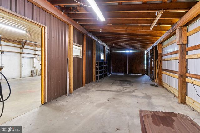 39 COBLE RD, St Thomas, PA 17252