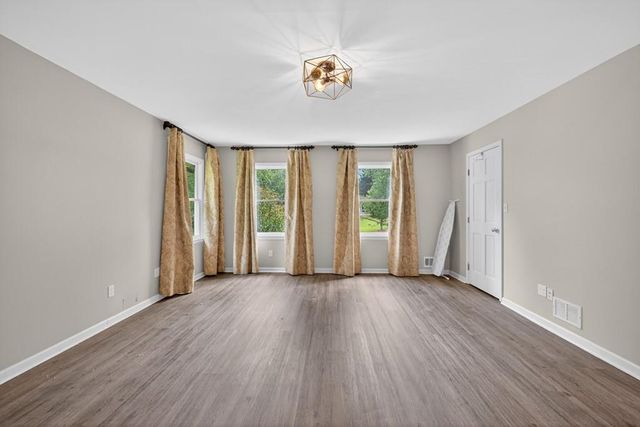 1382 Huntingford Drive, Marietta, GA 30068