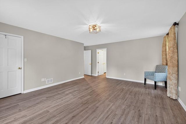 1382 Huntingford Drive, Marietta, GA 30068