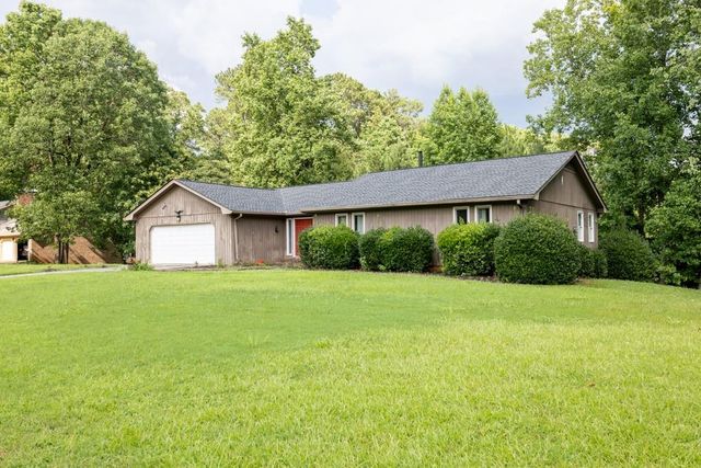 1382 Huntingford Drive, Marietta, GA 30068