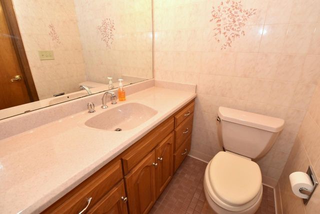 2205 Dwight STREET, Racine, WI 53403