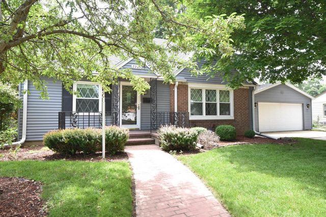 2205 Dwight STREET, Racine, WI 53403