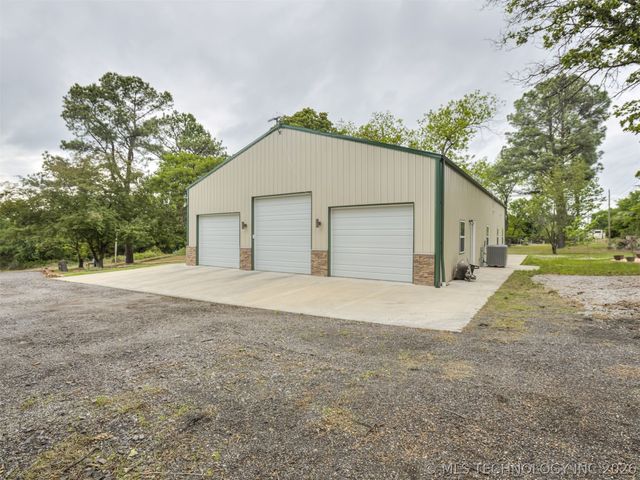 72194 S 312 Place, Wagoner, OK 74467