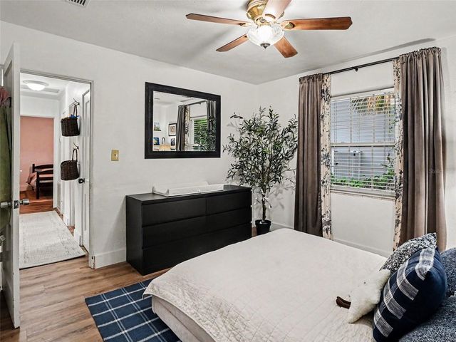 1801 S FERN CREEK AVENUE, Orlando, FL 32806