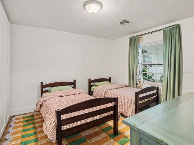 1801 S FERN CREEK AVENUE, Orlando, FL 32806