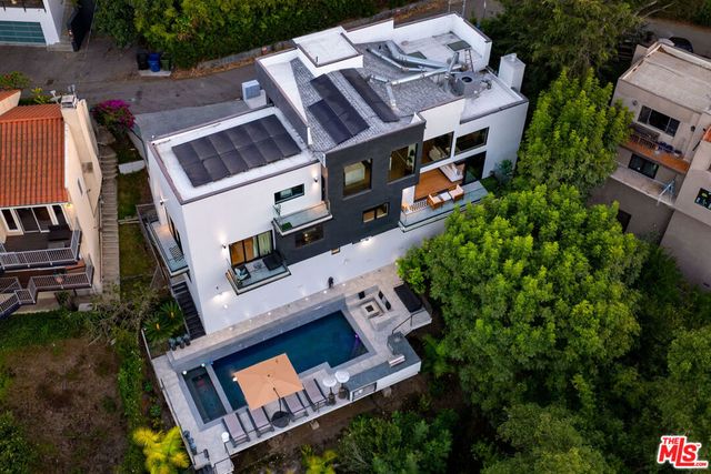 7317 Caverna Drive, Los Angeles, CA 90068