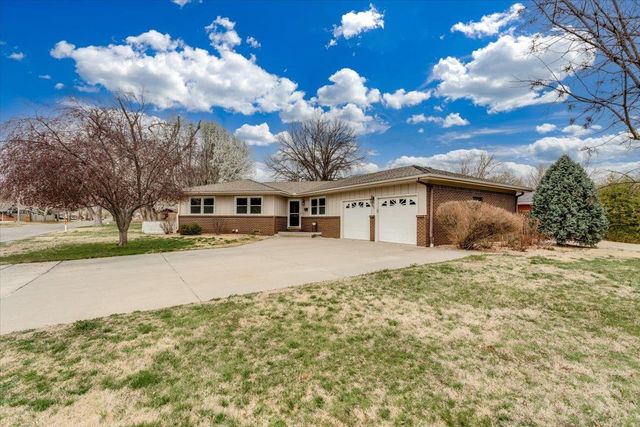 995 N Westlink Ave, Wichita, KS 67212