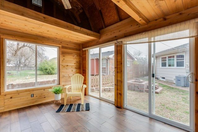 995 N Westlink Ave, Wichita, KS 67212