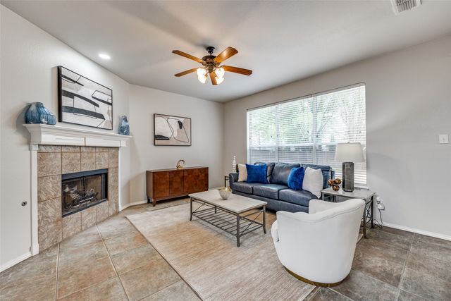 1417 Summerhill Drive, Carrollton, TX 75007
