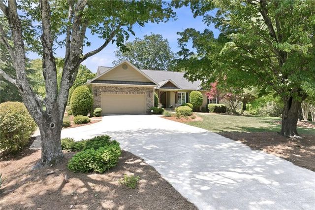 5030 Highland Road, Gainesville, GA 30506