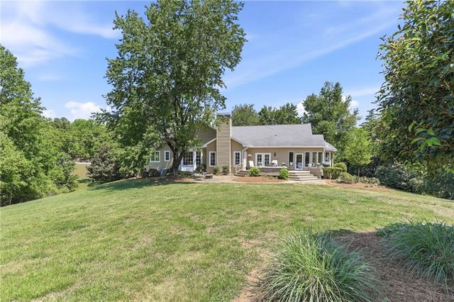 5030 Highland Road, Gainesville, GA 30506