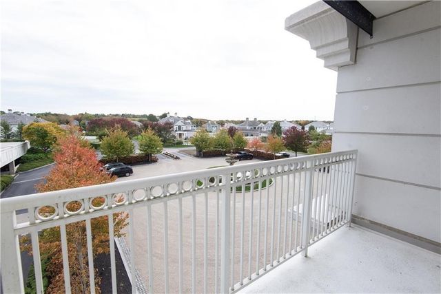 1 Tower Drive 306, Portsmouth, RI 02871