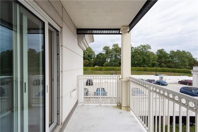 1 Tower Drive 306, Portsmouth, RI 02871