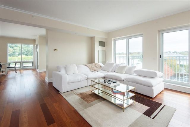 1 Tower Drive 306, Portsmouth, RI 02871